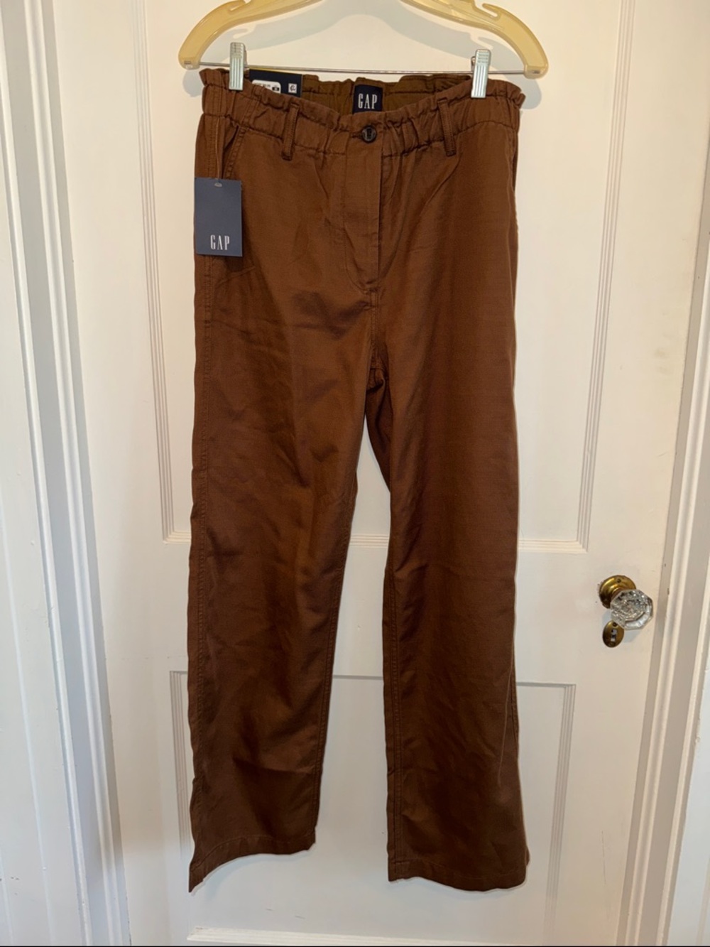 NWT GAP twill pant. SZ M. 29" inseam. Elastic waist band